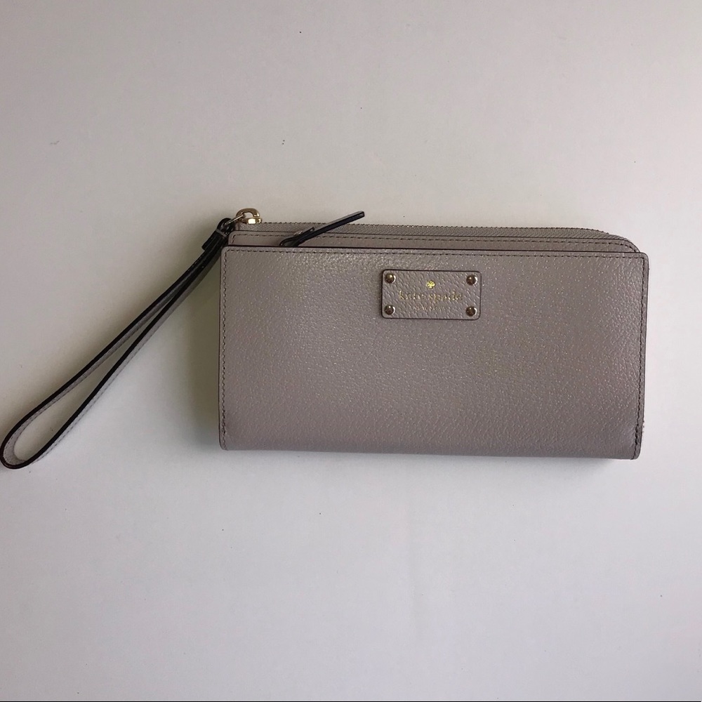 Kate Spade Layton Wellesley Wristlet Clutch Wallet